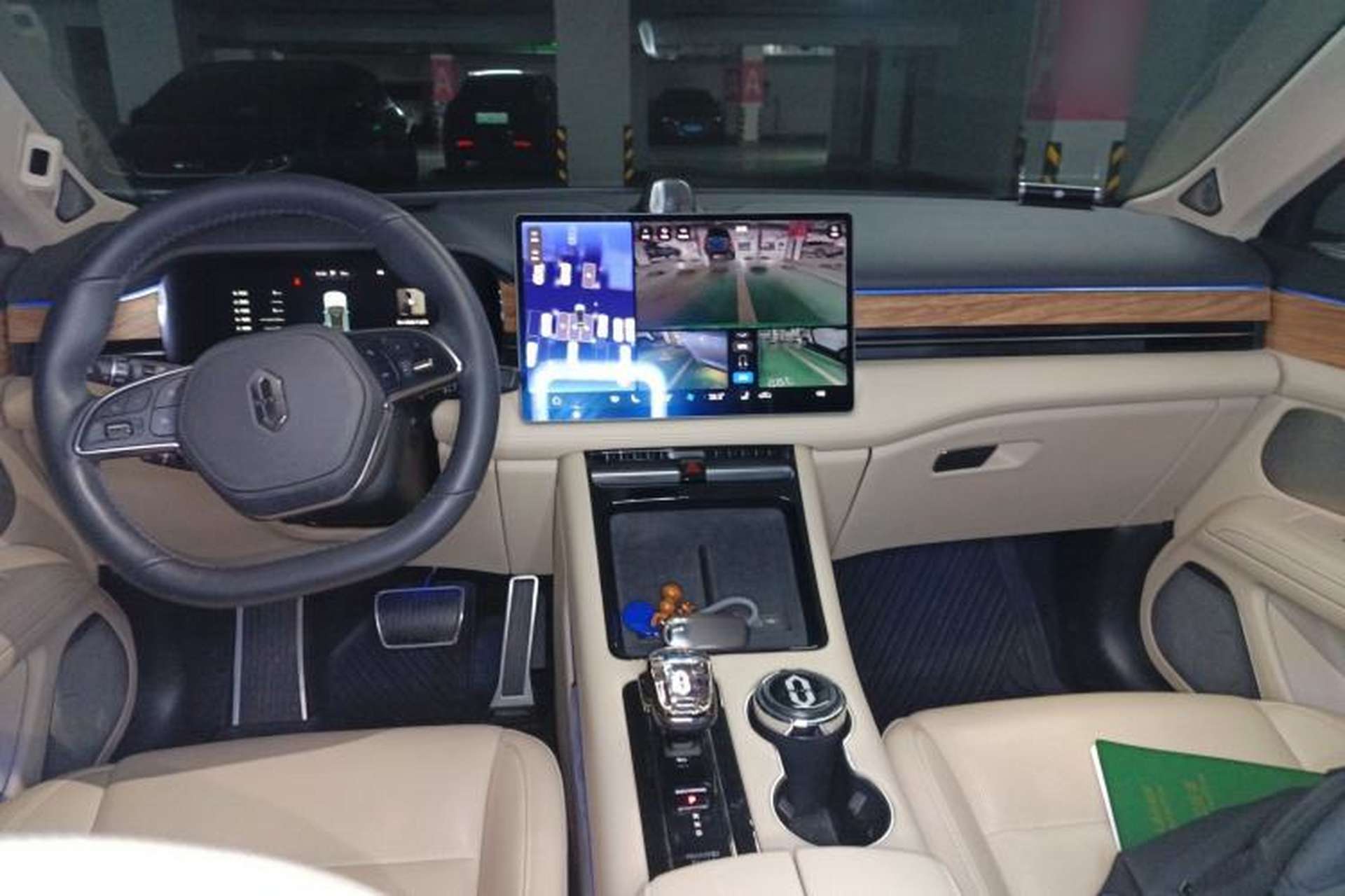 Used Hima AITO M5 2023 Extended-Range Rear-Drive Intelligent Driving Version Center Console