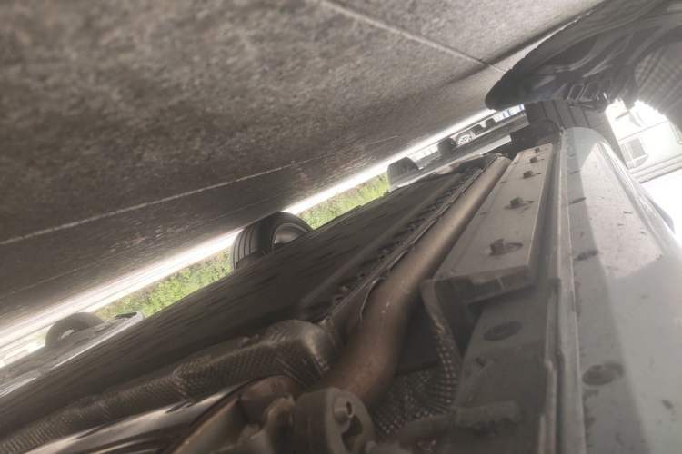Used Hima AITO M5 2023 Extended-Range Four-Wheel Drive Standard Edition Chassis Front Right