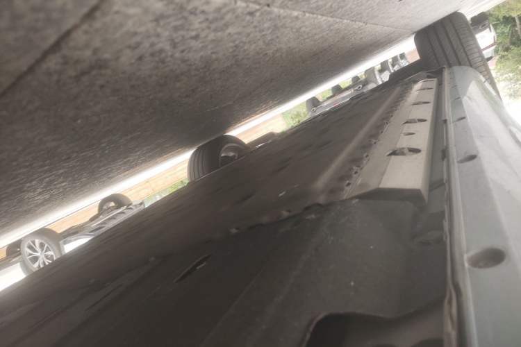 Used Hima AITO M5 2023 Extended-Range Four-Wheel Drive Standard Edition Chassis Rear Left