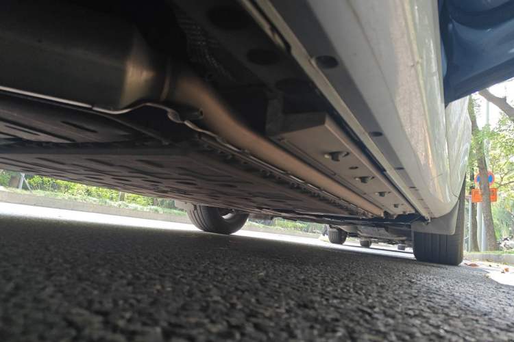 Used Hima AITO M5 2023 Extended-Range Rear-Drive Standard Version Chassis Rear Right