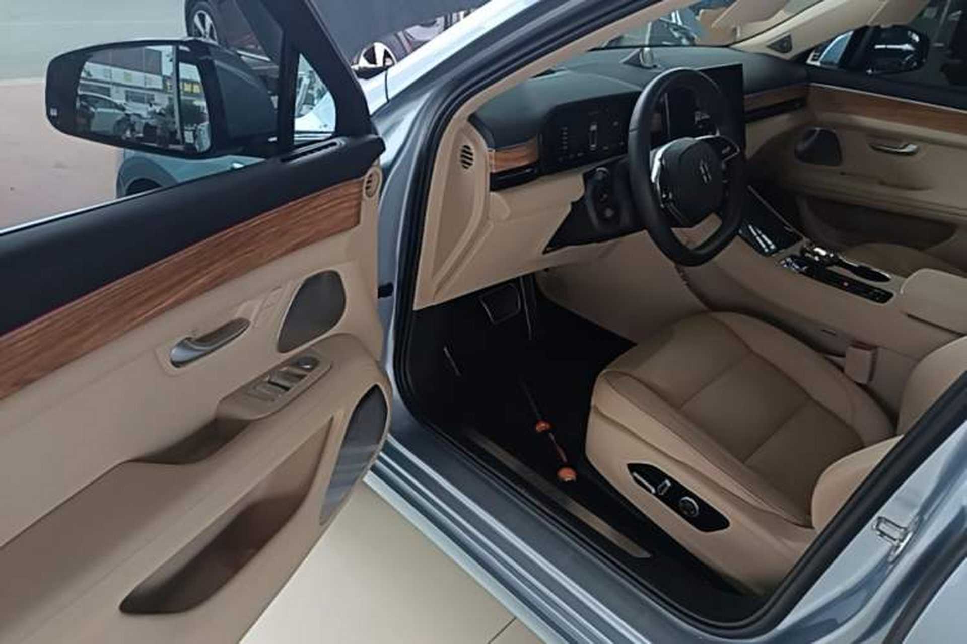 Used Hima AITO M5 2023 Extended-Range Four-Wheel Drive Intelligent Driving Version Driver Seat
