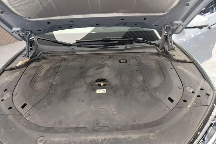 Used Hima AITO M5 2023 Extended-Range Four-Wheel Drive Intelligent Driving Version Engine Bay