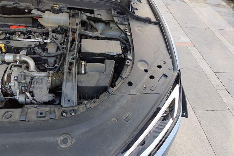 Used Hima AITO M5 2023 Extended-Range Four-Wheel Drive Intelligent Driving Version Engine Bay Left