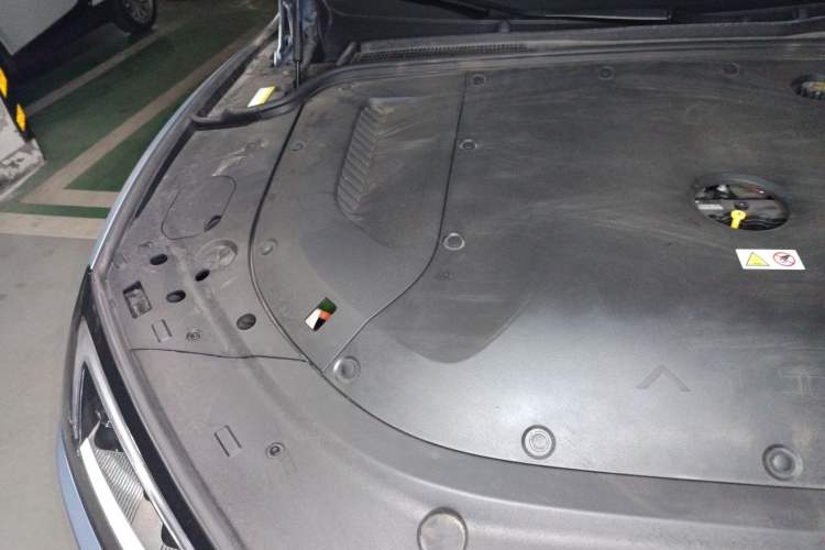 Used Hima AITO M5 2023 Extended-Range Rear-Drive Intelligent Driving Version Engine Bay Right