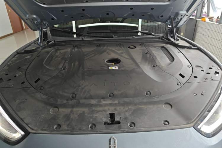 Used Hima AITO M5 2023 Extended-Range Four-Wheel Drive Intelligent Driving Version Engine Bay