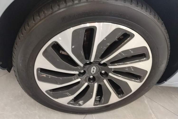 Used Hima AITO M5 2023 Extended-Range Four-Wheel Drive Intelligent Driving Version Exterior 4