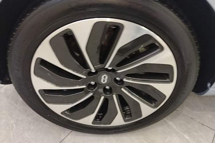 Used Hima AITO M5 2023 Extended-Range Four-Wheel Drive Intelligent Driving Version Exterior 5