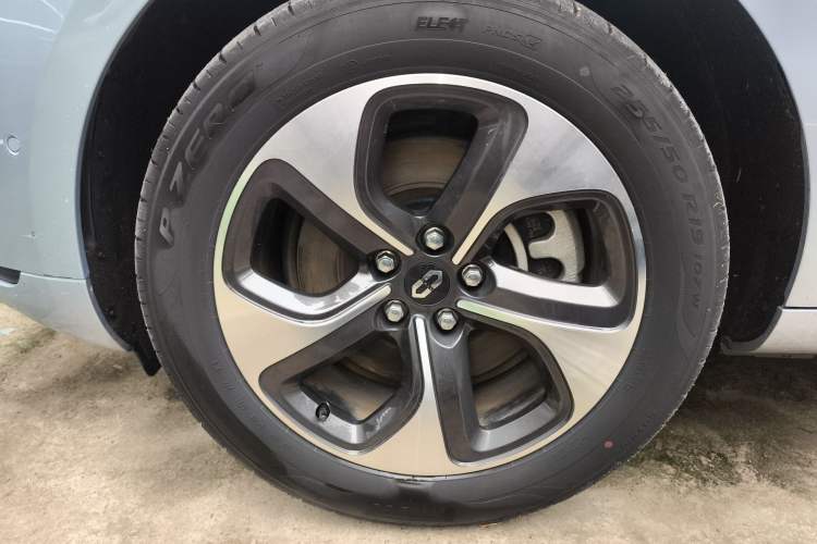 Used Hima AITO M5 2023 Extended-Range Rear-Drive Standard Version Exterior 7