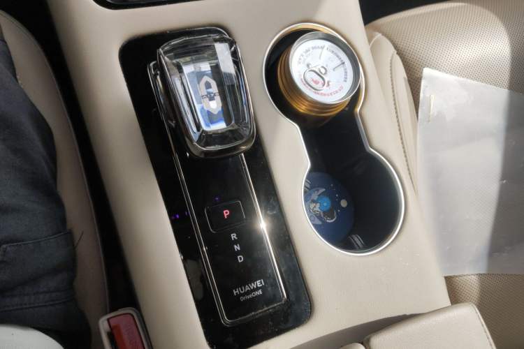 Used Hima AITO M5 2023 Extended-Range Rear-Drive Intelligent Driving Version Gear Lever