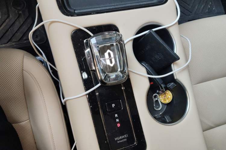 Used Hima AITO M5 2023 Pure Electric All-Wheel Drive Intelligent Driving Version Gear Lever