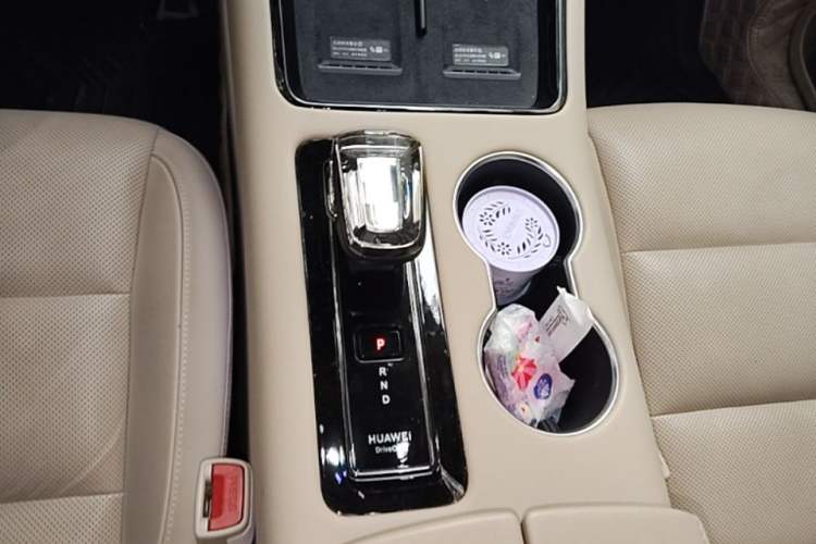 Used Hima AITO M5 2023 Extended-Range Four-Wheel Drive Intelligent Driving Version Gear Lever