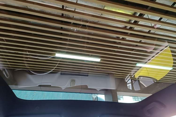 Used Hima AITO M5 2023 Extended-Range Four-Wheel Drive Intelligent Driving Version Headliner