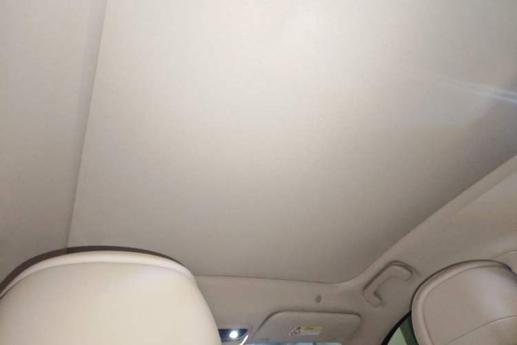 Used Hima AITO M5 2023 Pure Electric All-Wheel Drive Intelligent Driving Version Headliner