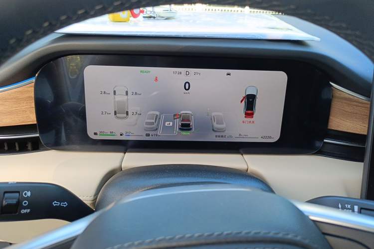 Used Hima AITO M5 2023 Extended-Range Four-Wheel Drive Intelligent Driving Version Instrument Cluster