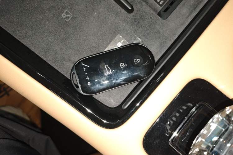 Used Hima AITO M5 2023 All-Electric Rear-Drive Standard Edition Interior 1
