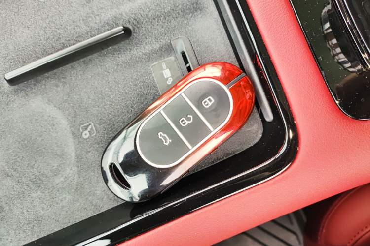 Used Hima AITO M5 2023 Extended-Range Four-Wheel Drive Intelligent Driving Version Interior 1