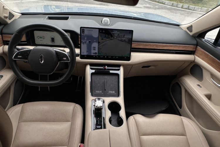 Used Hima AITO M5 2023 Extended-Range Rear-Drive Intelligent Driving Version Interior 1