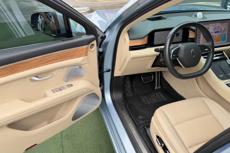 Used Hima AITO M5 2023 Extended-Range Four-Wheel Drive Intelligent Driving Version Interior 3
