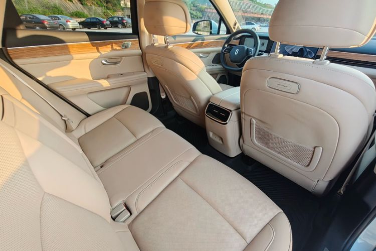 Used Hima AITO M5 2023 Extended-Range Rear-Drive Standard Version Interior 5