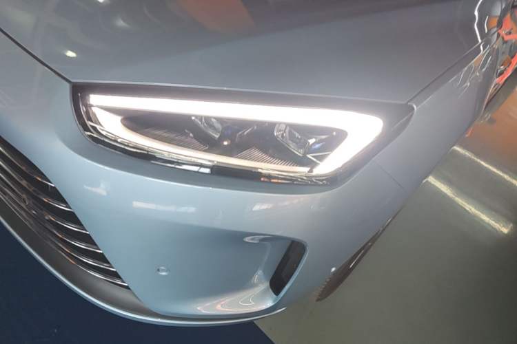 Used Hima AITO M5 2023 Extended-Range Rear-Drive Intelligent Driving Version Left Front Headlight