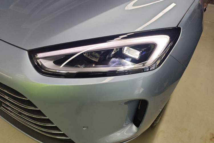 Used Hima AITO M5 2023 Extended-Range Four-Wheel Drive Intelligent Driving Version Left Front Headlight