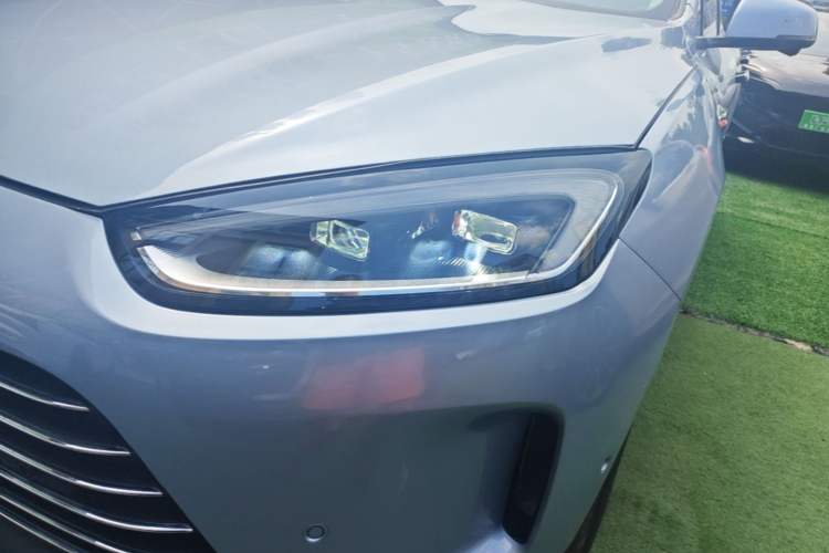 Used Hima AITO M5 2023 Extended-Range Four-Wheel Drive Intelligent Driving Version Left Front Headlight