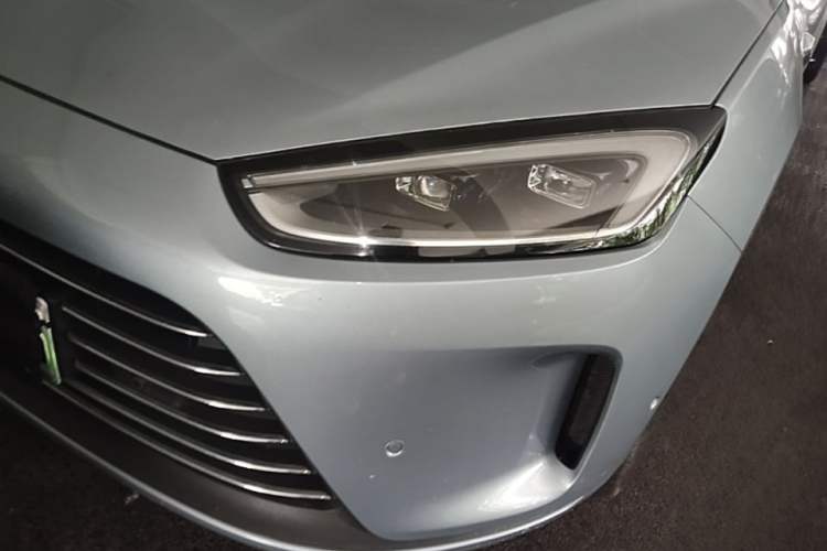 Used Hima AITO M5 2023 Extended-Range Four-Wheel Drive Intelligent Driving Version Left Front Headlight