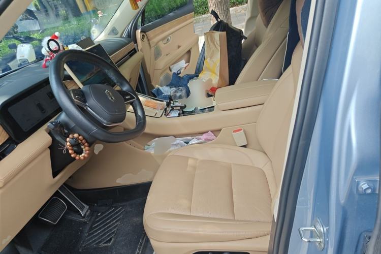 Used Hima AITO M5 2023 Extended-Range Rear-Drive Standard Version Left Front Seat