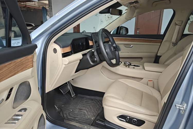 Used Hima AITO M5 2023 Extended-Range Four-Wheel Drive Intelligent Driving Version Left Front Seat