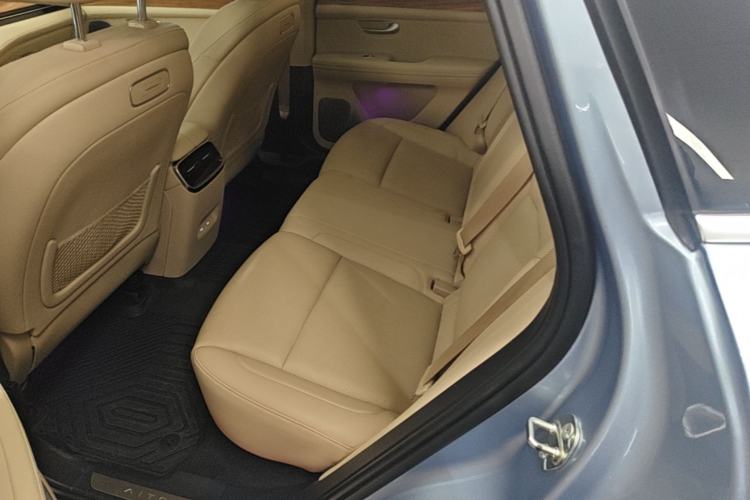 Used Hima AITO M5 2023 Extended-Range Four-Wheel Drive Intelligent Driving Version Left Rear Seat