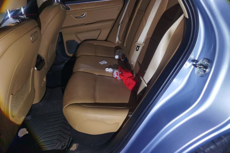 Used Hima AITO M5 2023 Extended-Range Four-Wheel Drive Intelligent Driving Version Left Rear Seat