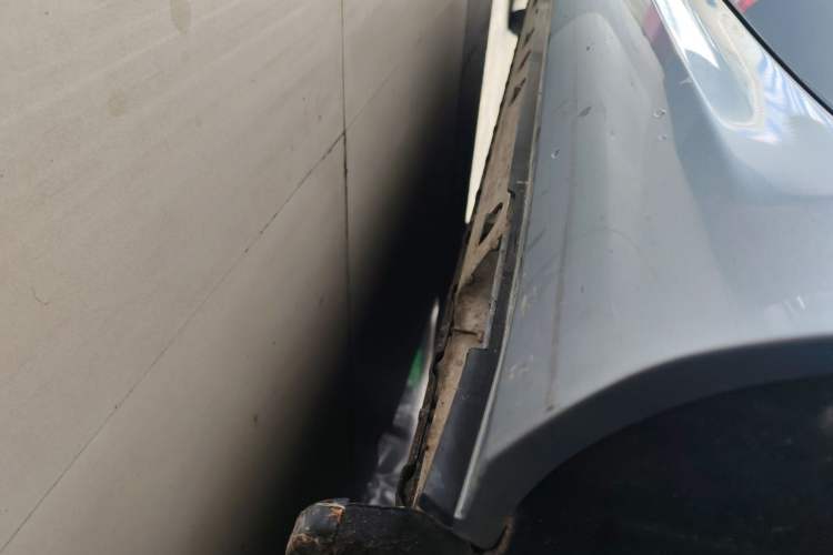 Used Hima AITO M5 2023 Pure Electric All-Wheel Drive Intelligent Driving Version Left Side Sill