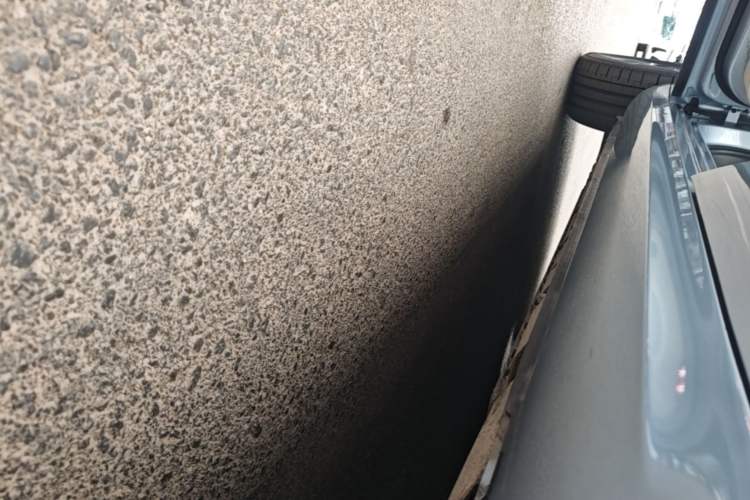 Used Hima AITO M5 2023 Extended-Range Rear-Drive Standard Version Left Side Sill