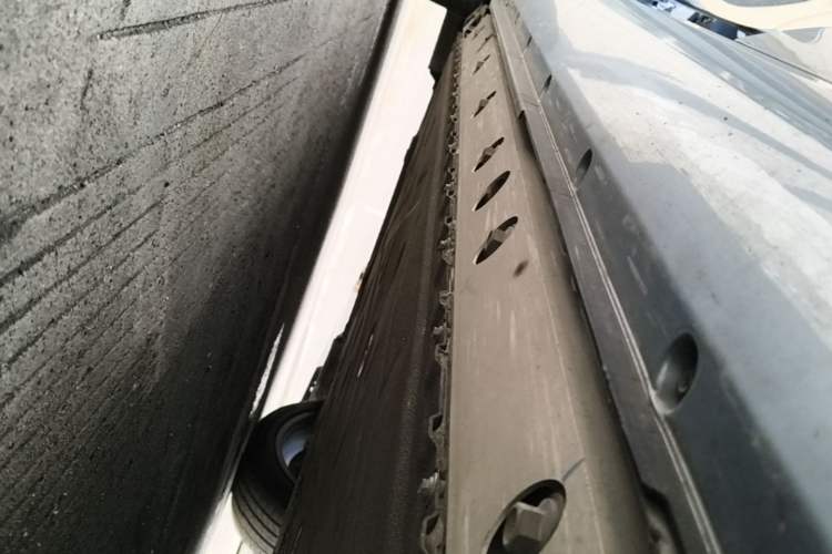 Used Hima AITO M5 2023 All-Electric Rear-Drive Standard Edition Left Side Sill