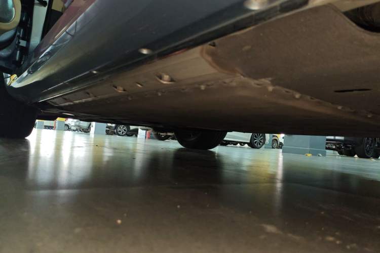 Used Hima AITO M5 2023 Extended-Range Four-Wheel Drive Intelligent Driving Version Left Side Sill