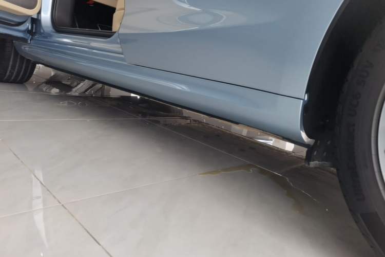 Used Hima AITO M5 2023 Extended-Range Four-Wheel Drive Intelligent Driving Version Left Side Sill