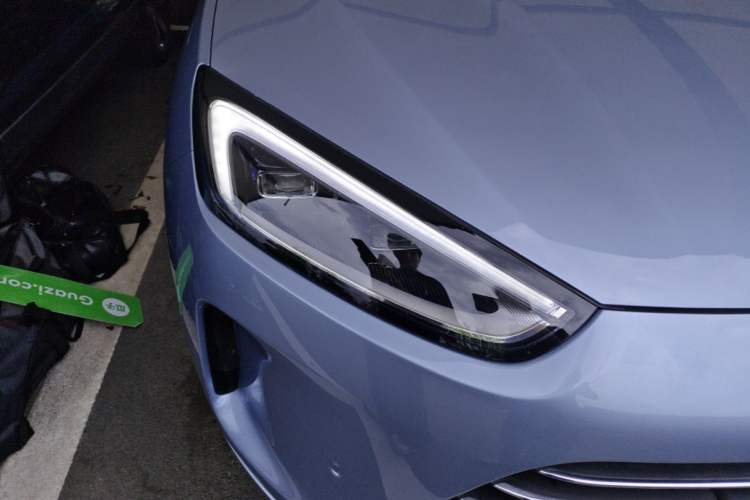 Used Hima AITO M5 2023 Extended-Range Rear-Drive Intelligent Driving Version Right Front Headlight