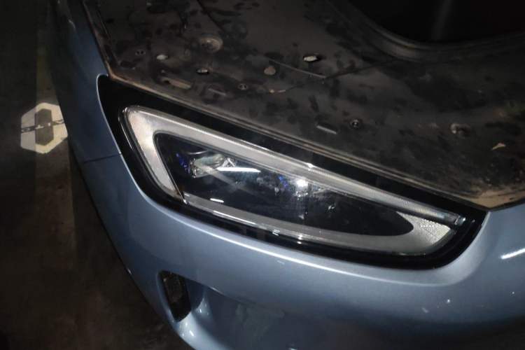Used Hima AITO M5 2023 Pure Electric All-Wheel Drive Intelligent Driving Version Right Front Headlight