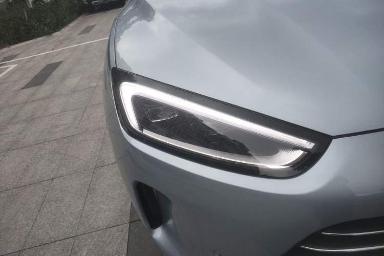 Used Hima AITO M5 2023 Extended-Range Four-Wheel Drive Standard Edition Right Front Headlight