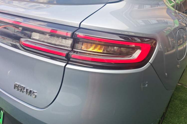 Used Hima AITO M5 2023 Extended-Range Four-Wheel Drive Intelligent Driving Version Right Rear Taillight