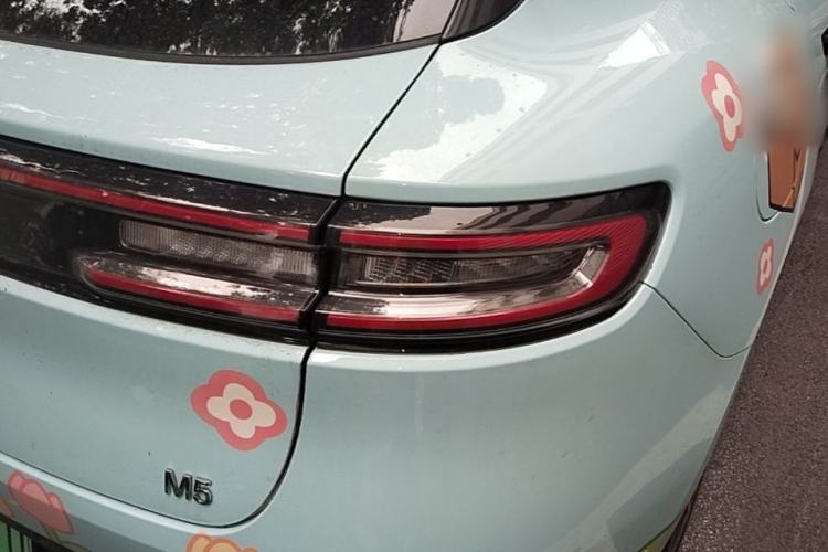 Used Hima AITO M5 2023 Extended-Range Four-Wheel Drive Intelligent Driving Version Right Rear Taillight