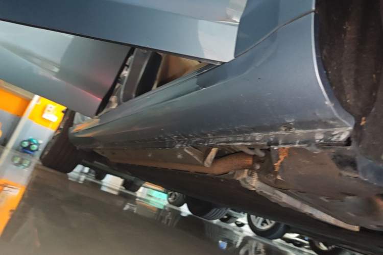 Used Hima AITO M5 2023 Extended-Range Rear-Drive Intelligent Driving Version Right Side Sill
