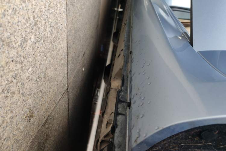 Used Hima AITO M5 2023 Pure Electric All-Wheel Drive Intelligent Driving Version Right Side Sill