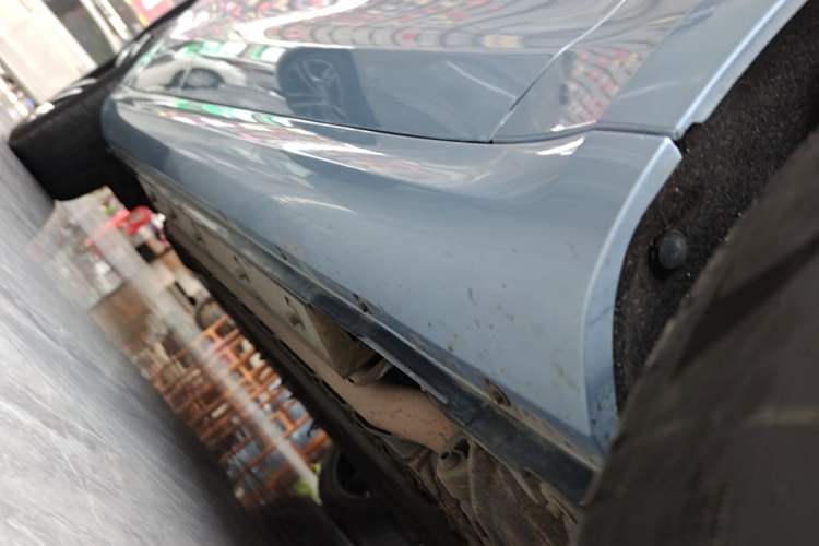 Used Hima AITO M5 2023 Extended-Range Four-Wheel Drive Intelligent Driving Version Right Side Sill