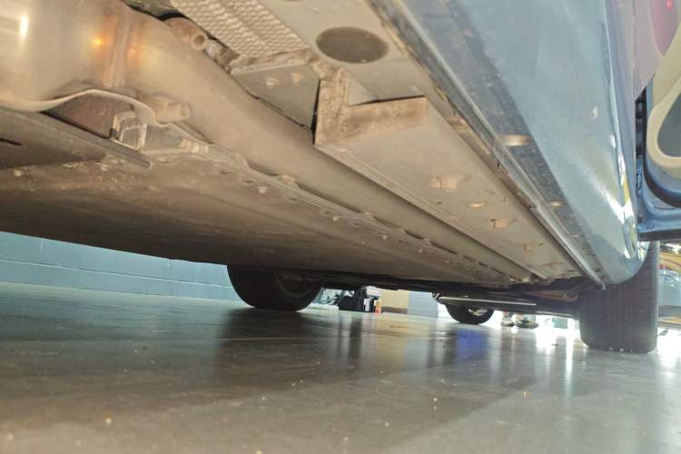 Used Hima AITO M5 2023 Extended-Range Four-Wheel Drive Intelligent Driving Version Right Side Sill