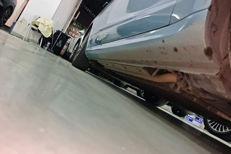 Used Hima AITO M5 2023 Extended-Range Rear-Drive Intelligent Driving Version Right Side Sill