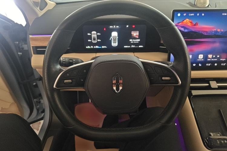 Used Hima AITO M5 2023 Extended-Range Four-Wheel Drive Intelligent Driving Version Steering Wheel