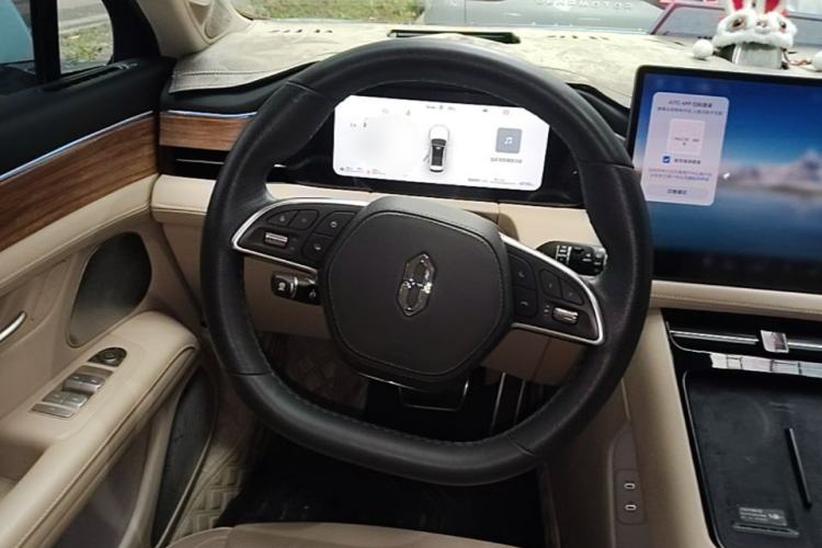 Used Hima AITO M5 2023 Extended-Range Four-Wheel Drive Intelligent Driving Version Steering Wheel