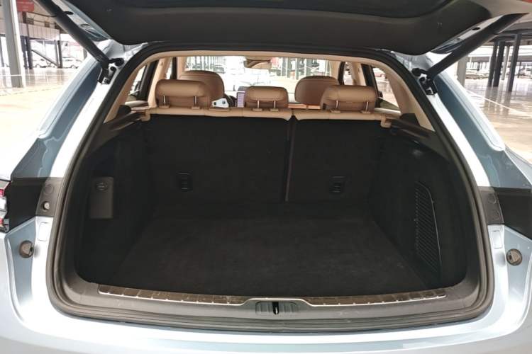 Used Hima AITO M5 2023 Extended-Range Rear-Drive Standard Version Trunk