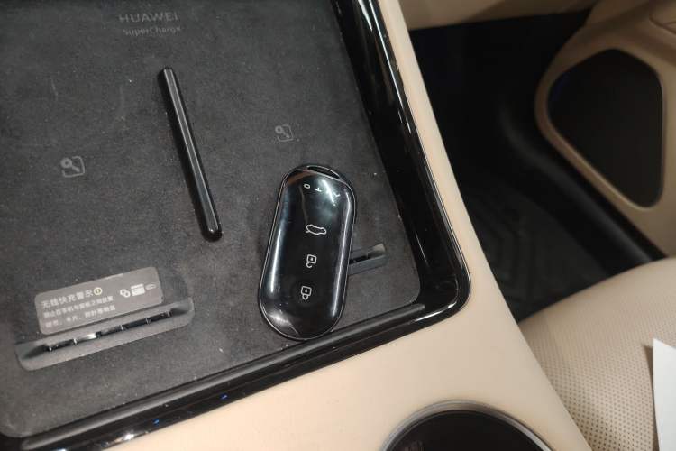 Used Hima AITO M5 2023 Extended-Range Rear-Drive Intelligent Driving Version Vehicle Key